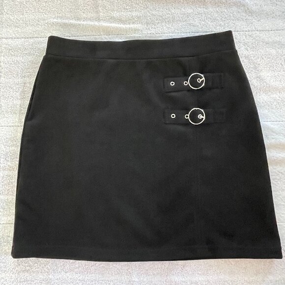 Black mini skirt soft velour buckle detailing size 11 - Picture 1 of 7